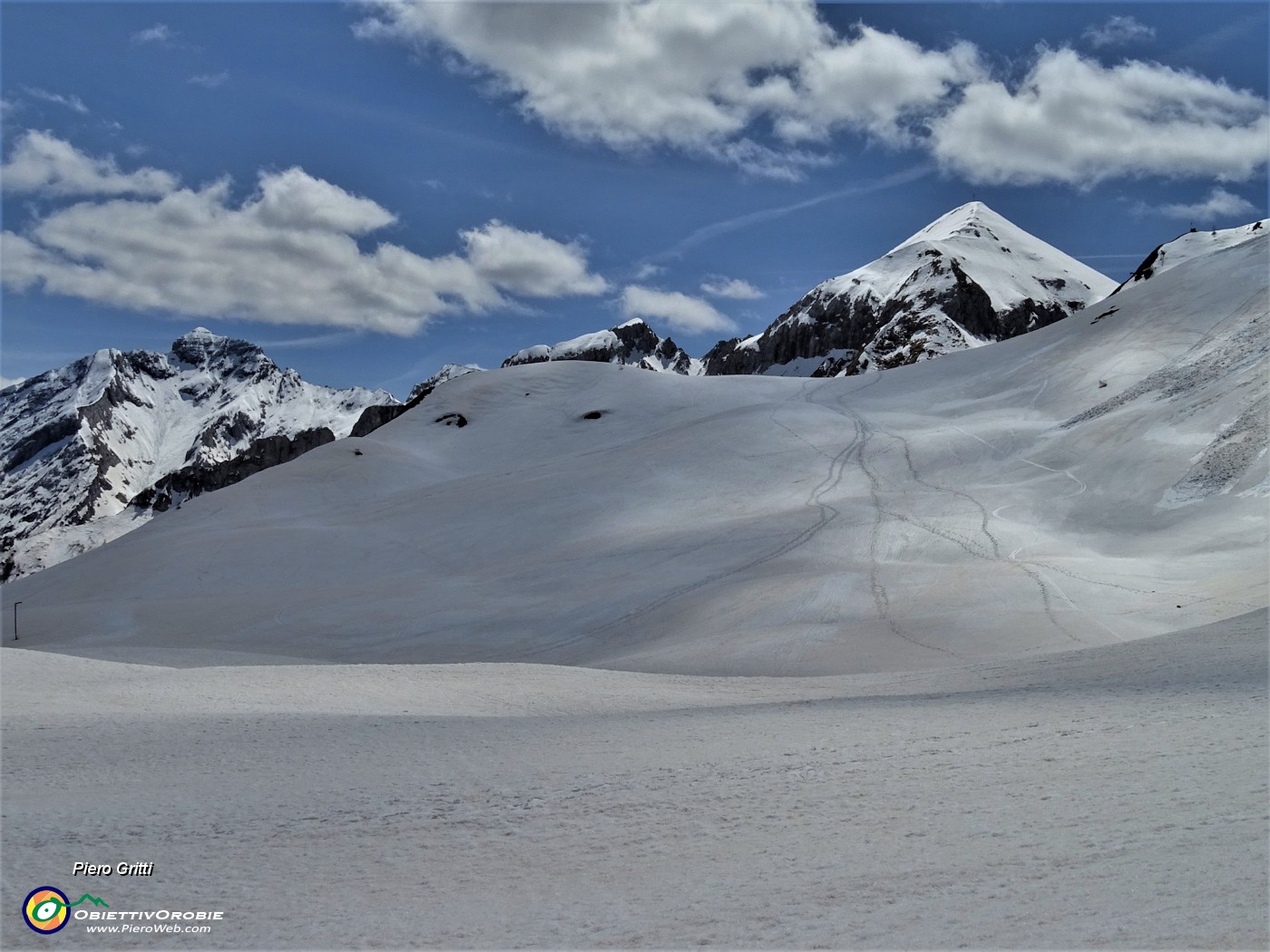 49 Vista verso la pista 'Forcella Rossa'.JPG